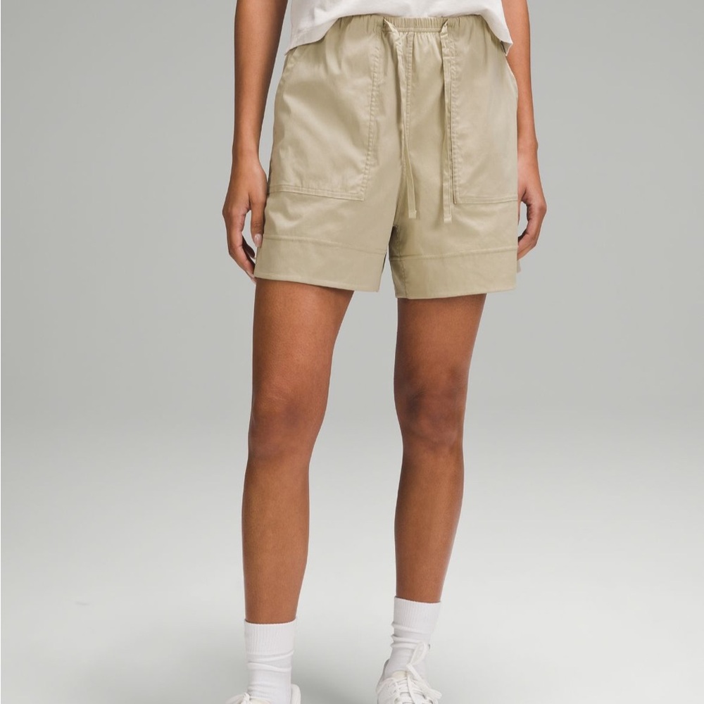 Cotton-Blend Poplin High-Rise Short 4”